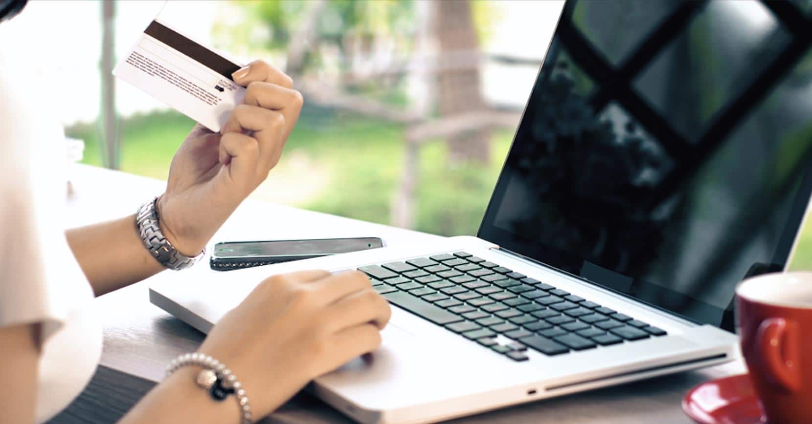 Como fazer cartão de crédito com nome no SPC pela internet?