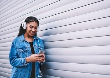 4 aplicativos para ouvir rádio no celular